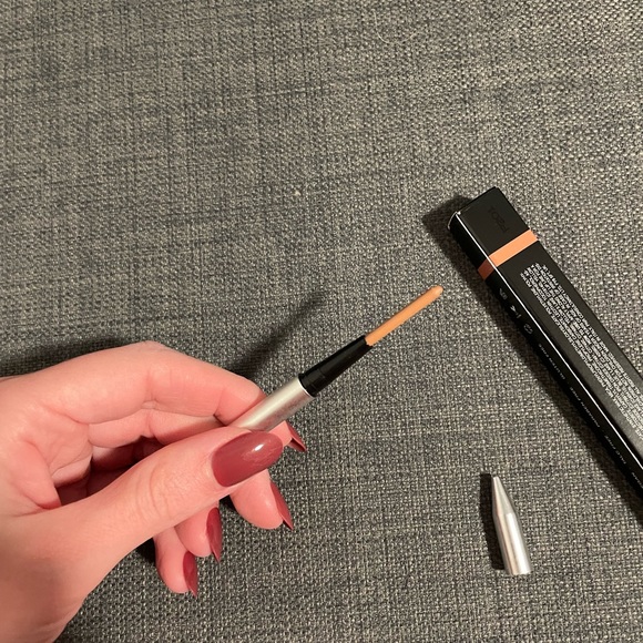 BNIB Dose of Colors Lip Liner - Picture 3 of 3